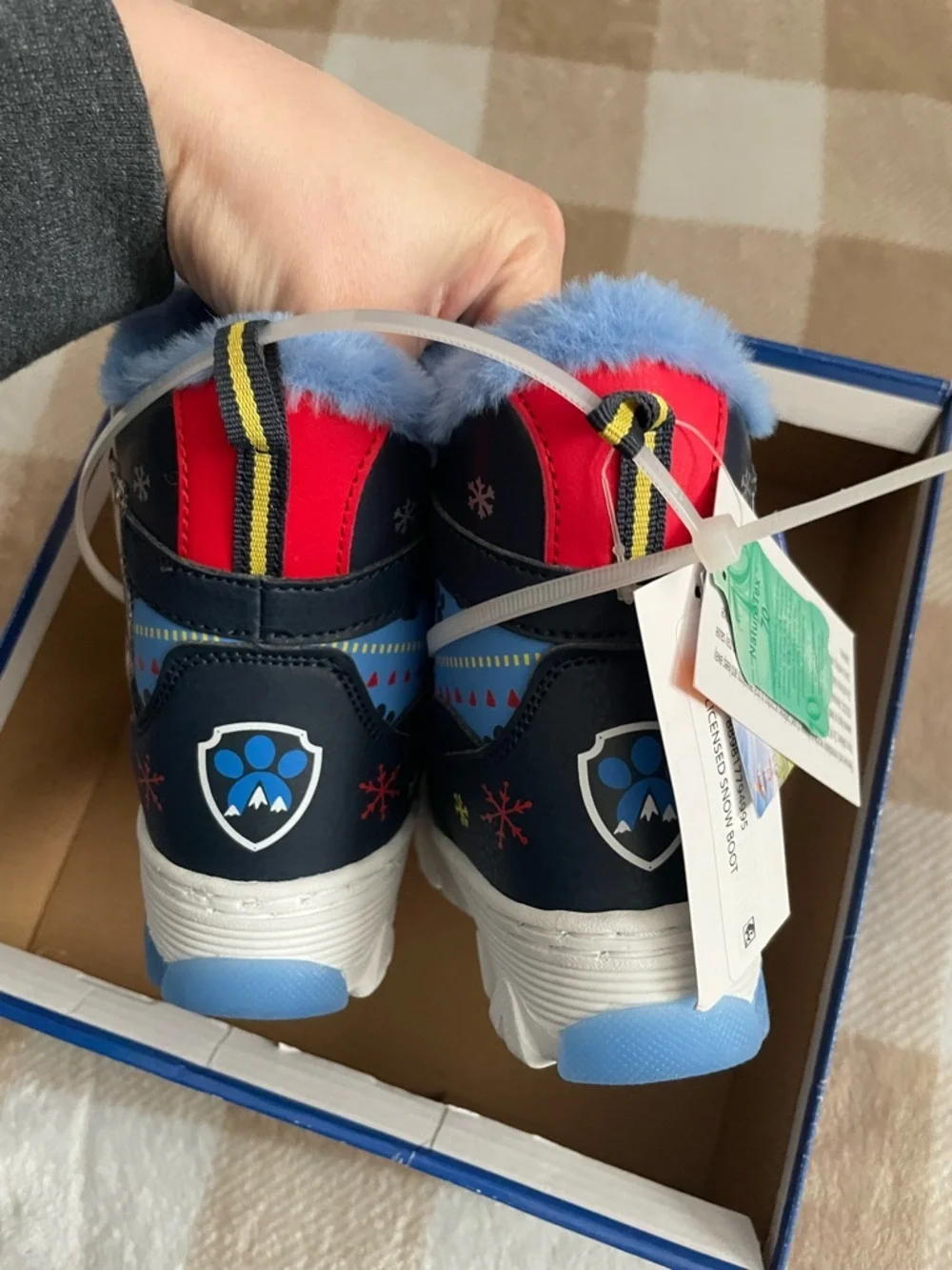 NEW IN BOX Blue and Light Blue Paw Patrol Kids Winter Boots Size 8